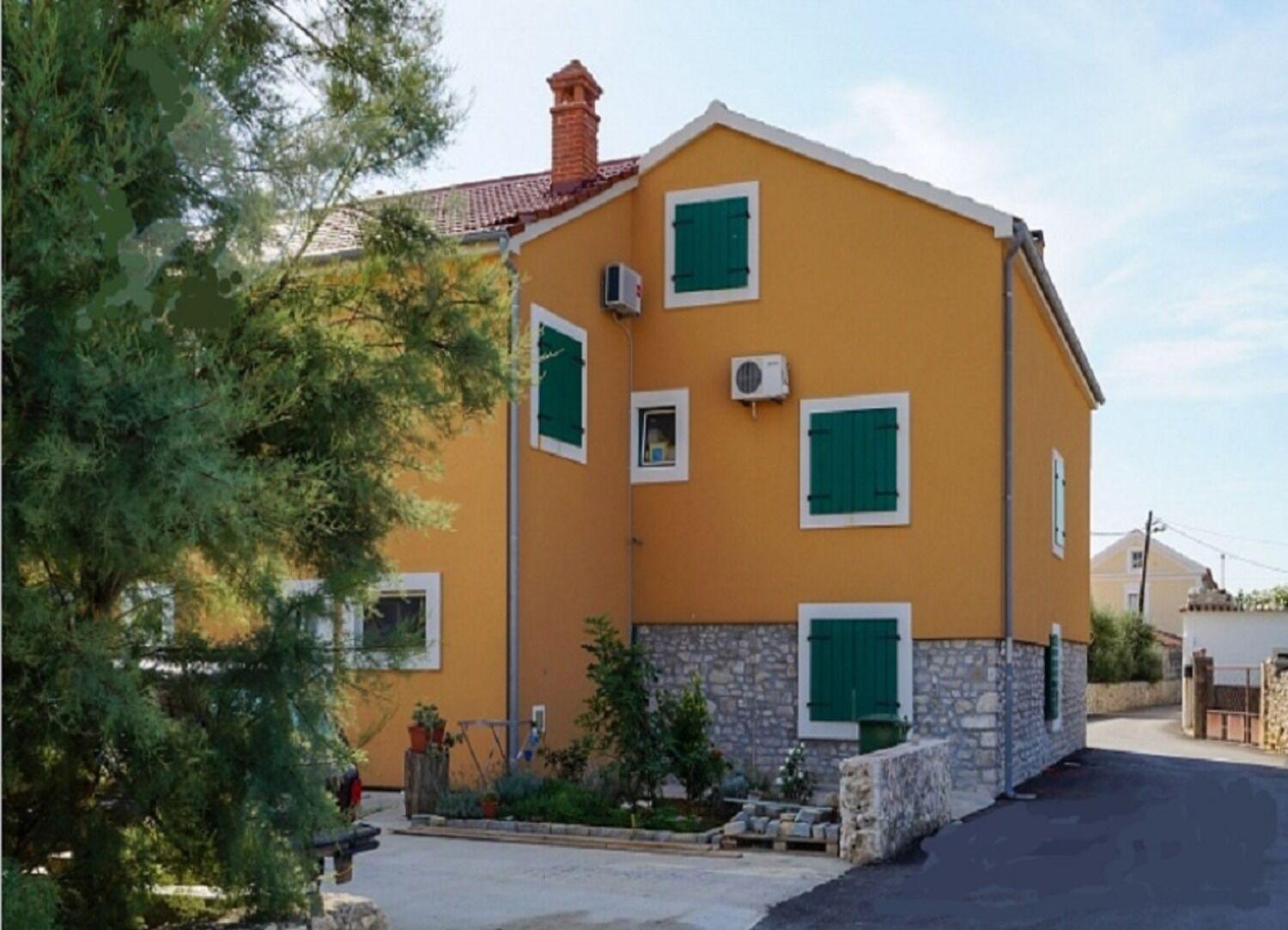 Apartments Stosa Nin Luaran gambar